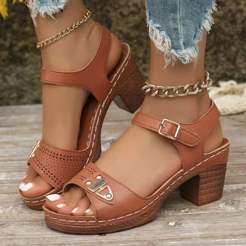 š„ Women's Chunky Heeled Sandals