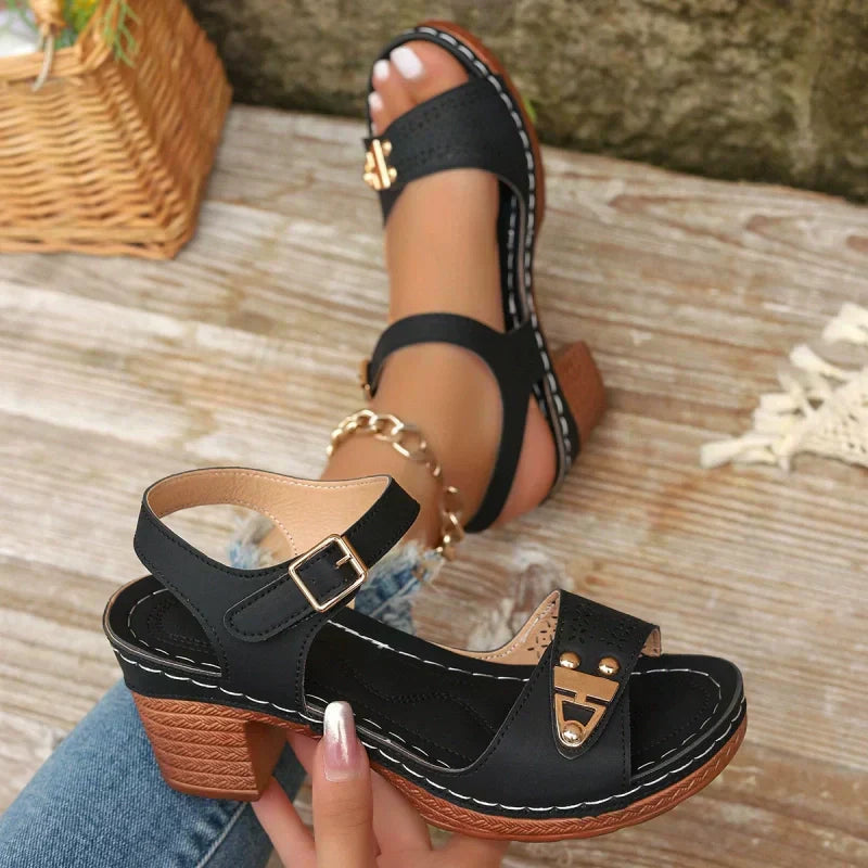 š„ Women's Chunky Heeled Sandals