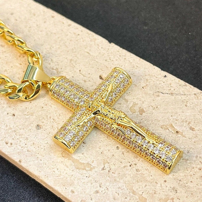 🎉HOLIDAY HAUL SALE✝️Jesus Crucifix Pendant Necklace🎁