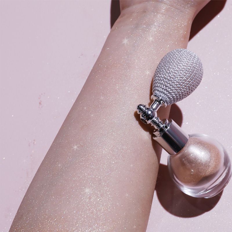 Brightening and Highlighting Body Powder Spray